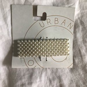 New Urban Outfitters Hair Clip